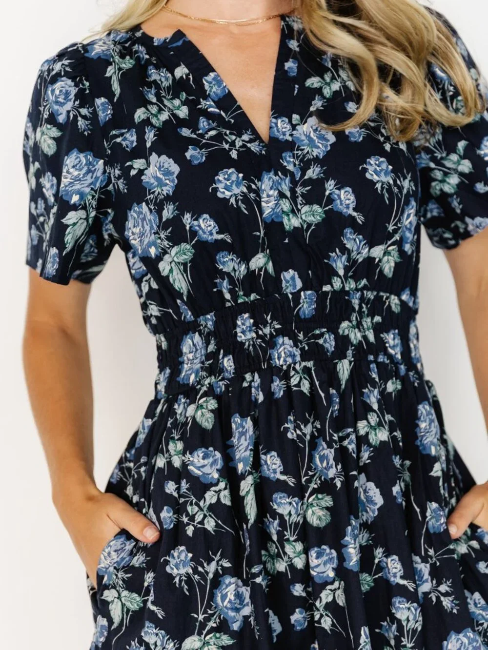 Baltic Born Kristin Maxi Dress | Navy Floral Size MM - Picture 2 of 5